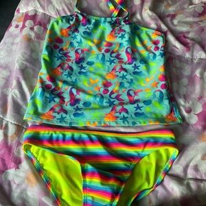 Girls swimsuit